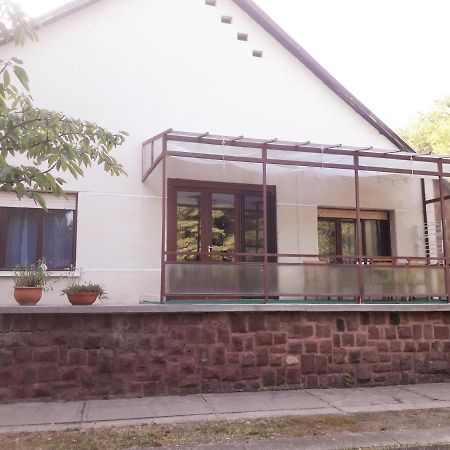 Villa Rozmaring Apartman Zánka Exterior foto